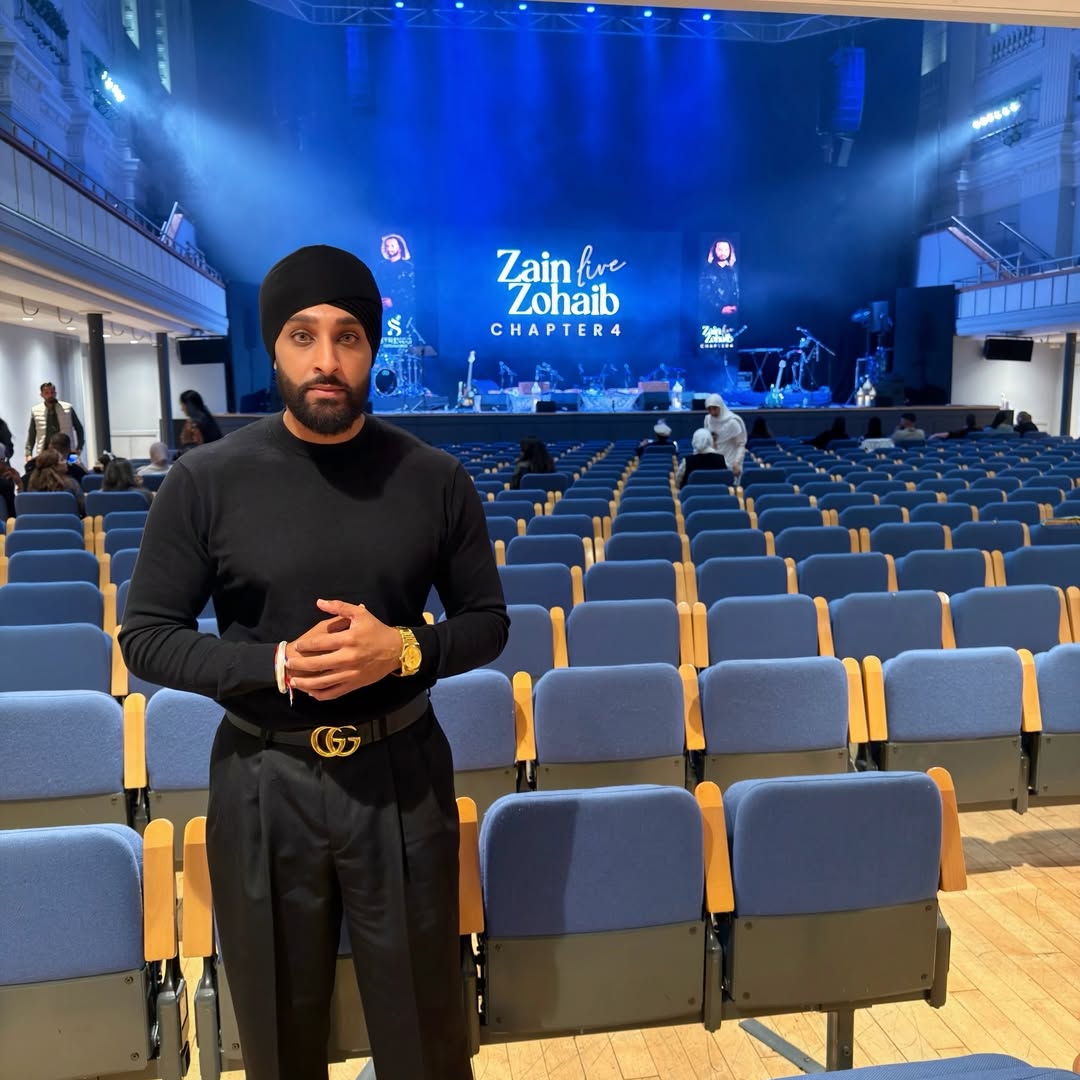 San2 at the venue before the show